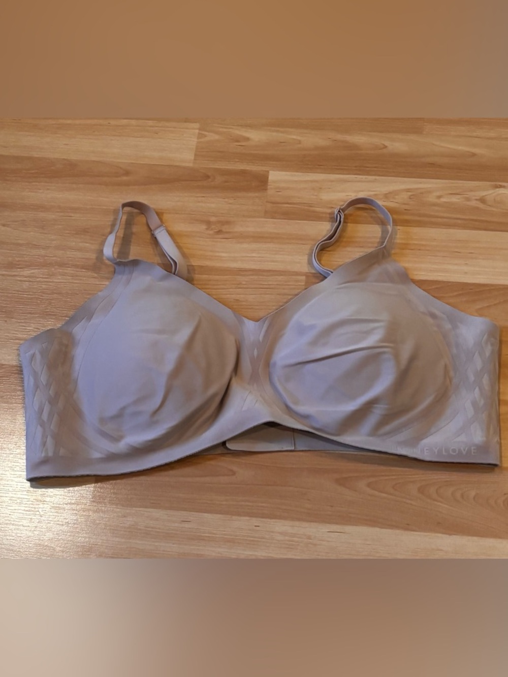 Honey Love Two-Pack Seamless Support Bras — Black & Nude - Picture 5 of 8